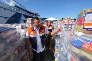 Leia mais sobre o artigo Operação Cheia 2025: Wilson Lima vistoria envio de 230 toneladas de alimentos a municípios atingidos pela cheia