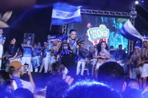 Leia mais sobre o artigo Último Bar do Boi Caprichoso da temporada reúne multidão, homenageia Arlindo Júnior e ex-itens históricos 