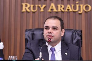 Leia mais sobre o artigo Roberto Cidade reabre os trabalhos legislativos do plenário do Parlamento Amazonense nesta terça-feira, 5/8