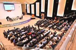 Leia mais sobre o artigo Seminário promovido pelo TCE-AM discute mercado de carbono e soluções sustentáveis para a Amazônia