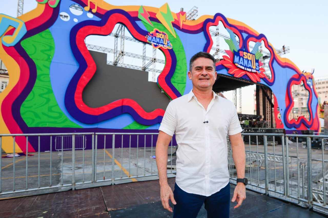 No momento, você está visualizando David Almeida acompanha fase final da montagem da mega estrutura do ‘#SouManaus Passo a Paço 2025’ e reforça programação cultural