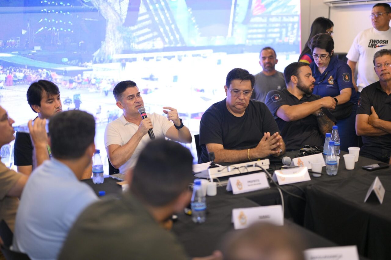 No momento, você está visualizando David Almeida coordena primeira reunião do colegiado integrado do ‘#SouManaus 2025’