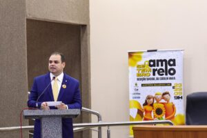 Leia mais sobre o artigo Roberto Cidade reforça atenção aos impactos do bullying e das fake news na saúde mental dos jovens