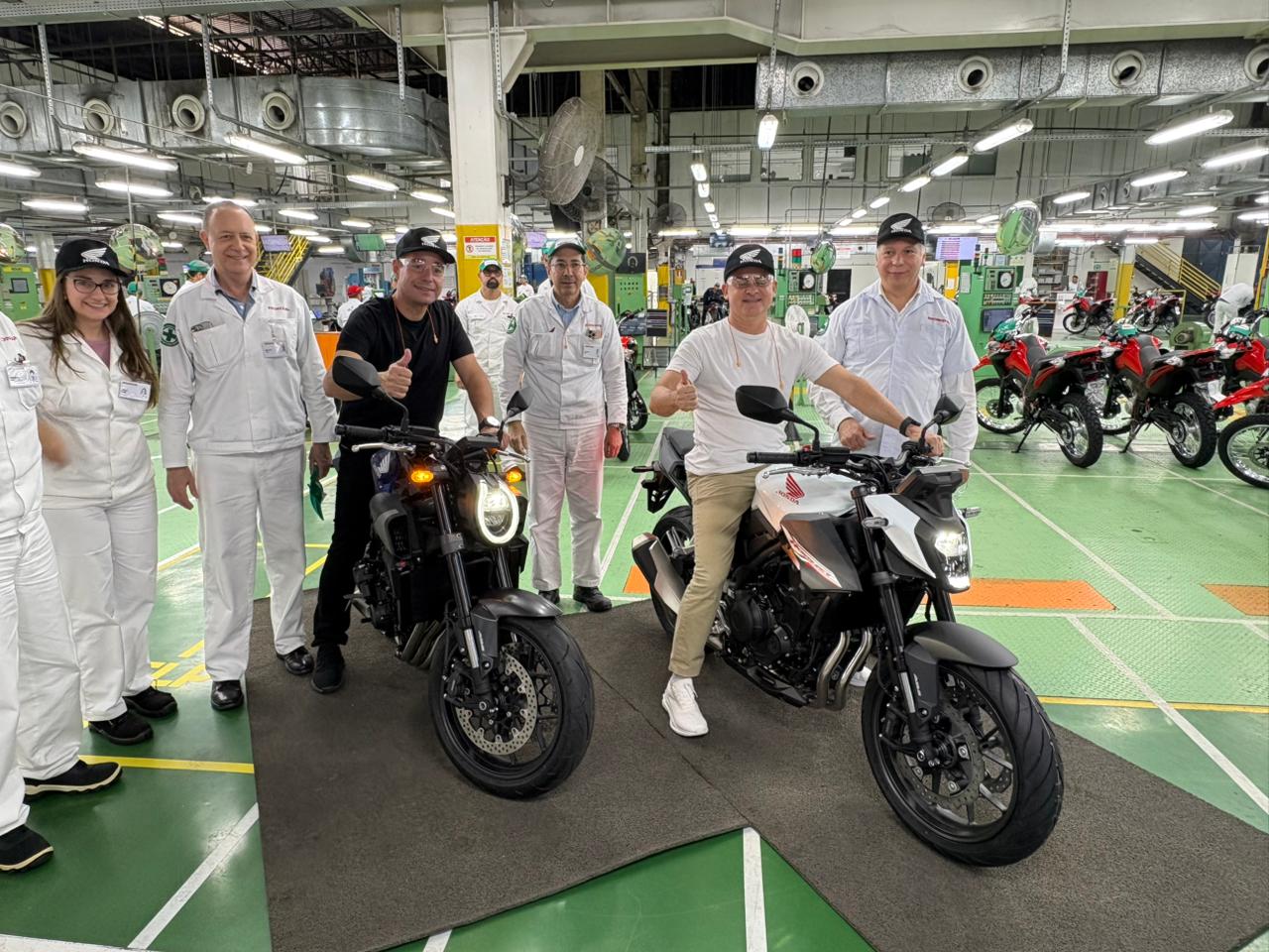 No momento, você está visualizando David Almeida visita fábrica da Moto Honda da Amazônia, no Polo Industrial de Manaus, e destaca relevância da indústria de duas rodas