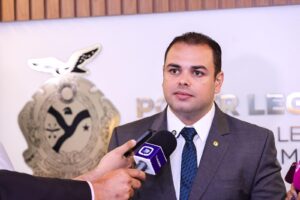 Leia mais sobre o artigo Lei de Roberto Cidade assegura criação de Centros de Inovação e Empreendedorismo no interior do Amazonas