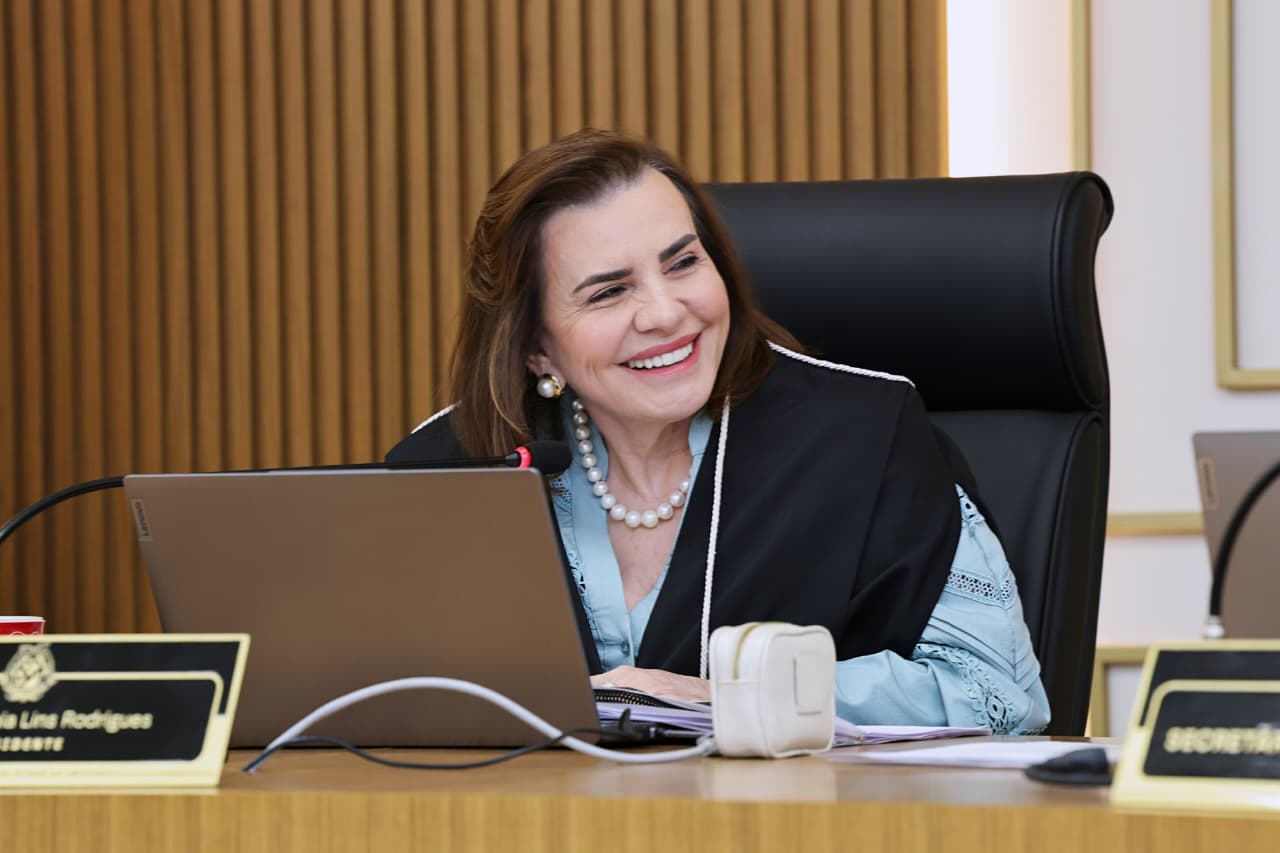 No momento, você está visualizando 75 Anos do TCE-AM — O Tempo e a Consciência do Dever