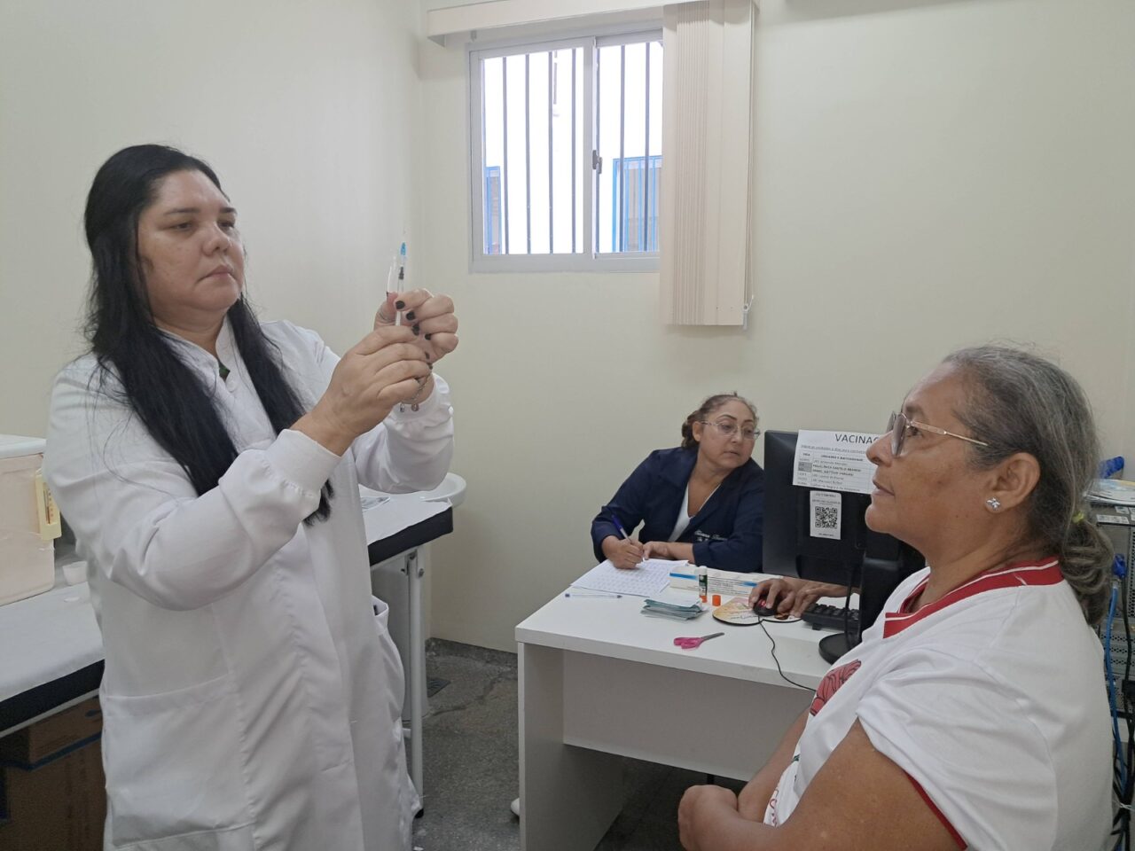 No momento, você está visualizando Prefeitura de Manaus inicia campanha contra a gripe com a meta de imunizar mais de 430 mil pessoas