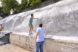 Leia mais sobre o artigo David Almeida vistoria avanço de obra para prevenção de erosões na avenida Mário Ypiranga