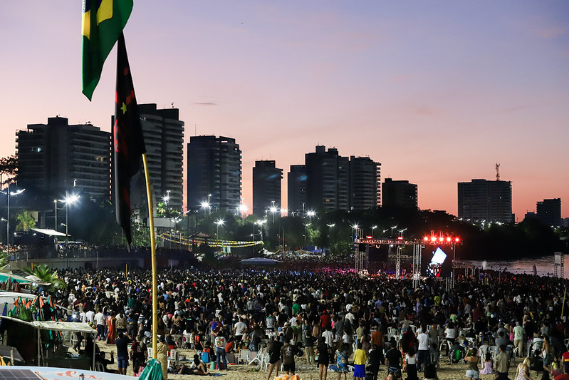 No momento, você está visualizando Prefeitura de Manaus garante serviços de segurança, mobilidade e saúde durante segunda edição do ‘Amanhecer Manaus’ na Ponta Negra