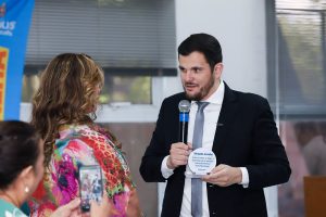 Leia mais sobre o artigo Prefeito Renato Junior prestigia cerimônia de servidores públicos recém-aposentados e agradece pelos anos de dedicação