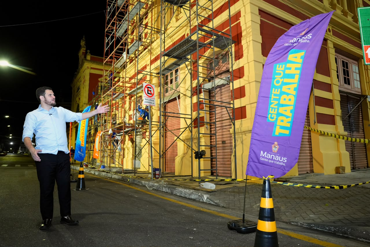 No momento, você está visualizando Prefeito Renato Junior vistoria avanço de obra de recuperação da estrutura do Mercado Adolpho Lisboa